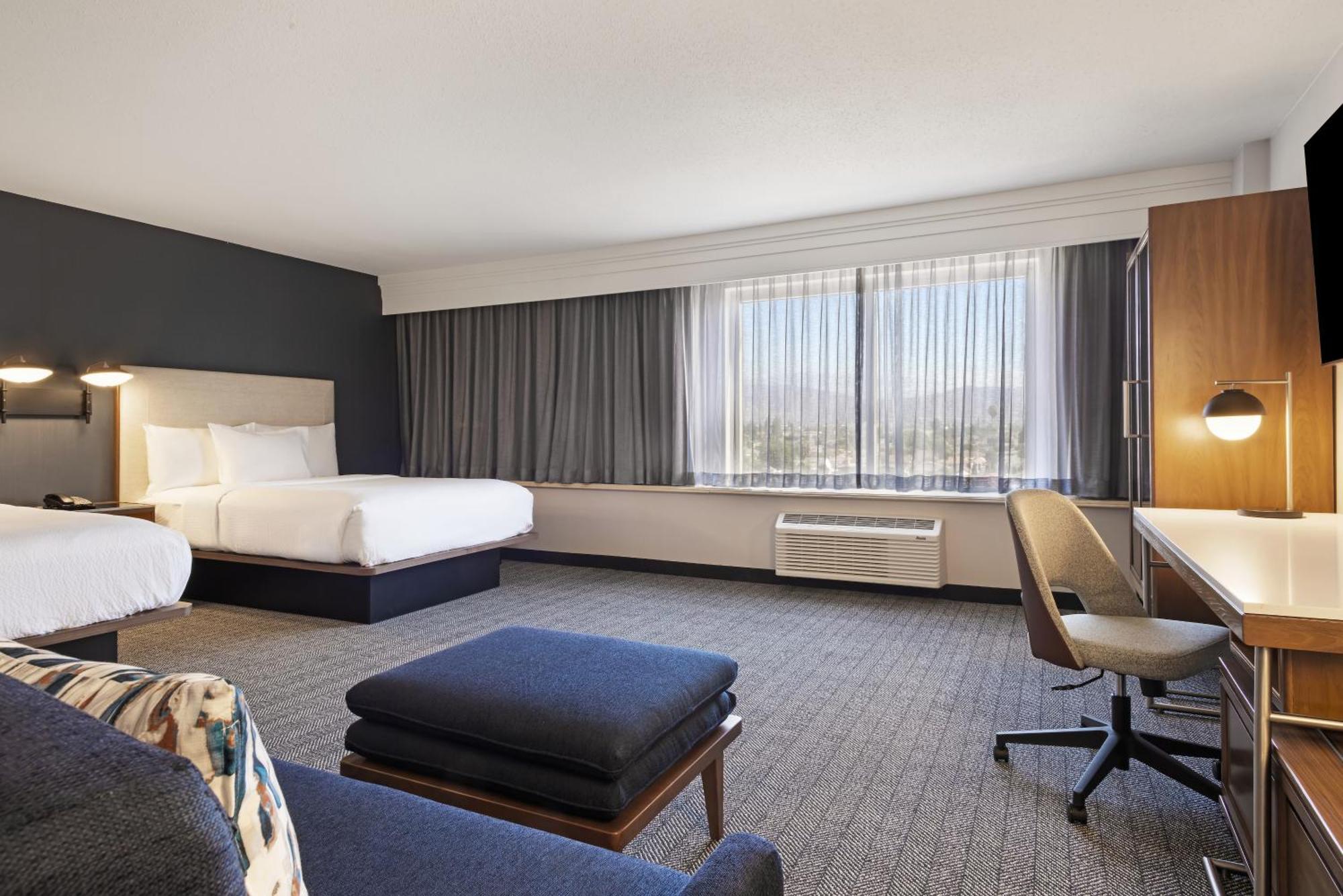 Courtyard By Marriott Baldwin Park Hotel Exterior foto