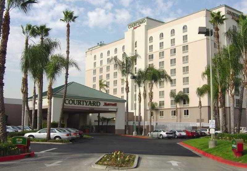 Courtyard By Marriott Baldwin Park Hotel Exterior foto