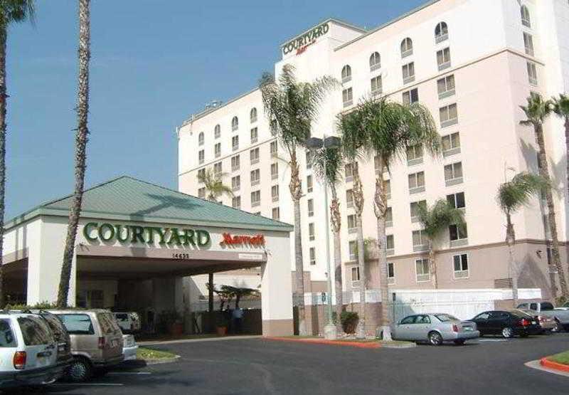 Courtyard By Marriott Baldwin Park Hotel Exterior foto